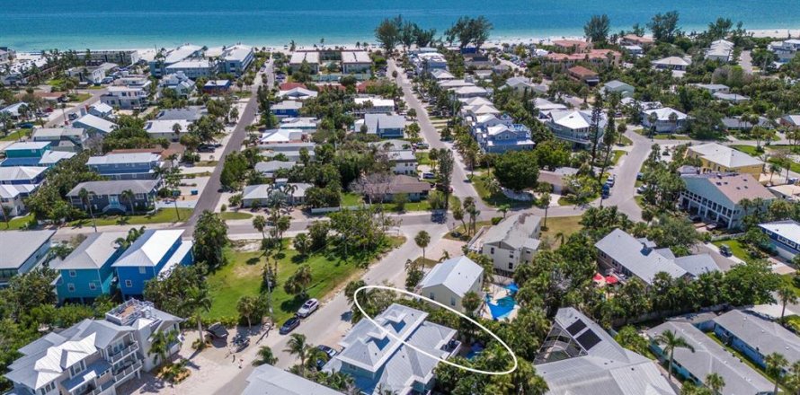Casa en Holmes Beach, Florida 3 dormitorios, 152.55 m2 № 1876710