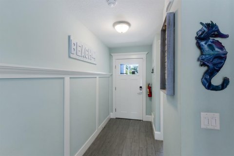 Casa en venta en Holmes Beach, Florida, 3 dormitorios, 152.55 m2 № 1876710 - foto 5