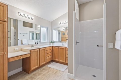 House in The Villages, Florida 3 bedrooms, 189.89 sq.m. № 1850164 - photo 18