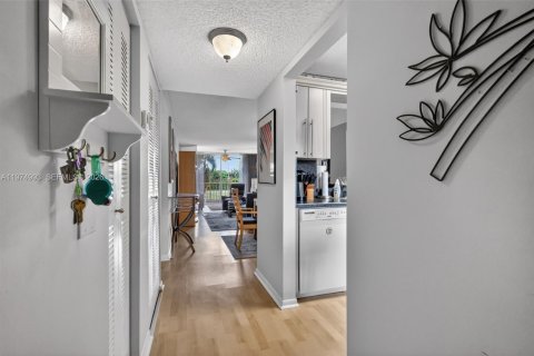 Купить кондоминиум в Делрей-Бич, Флорида 2 спальни, 91.97м2, № 2040122 - фото 3