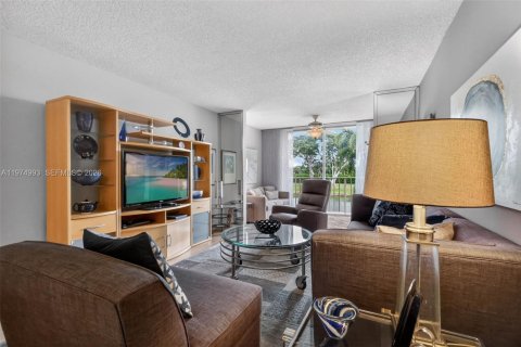 Купить кондоминиум в Делрей-Бич, Флорида 2 спальни, 91.97м2, № 2040122 - фото 17