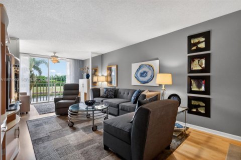 Купить кондоминиум в Делрей-Бич, Флорида 2 спальни, 91.97м2, № 2040122 - фото 16