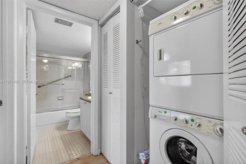 Купить кондоминиум в Делрей-Бич, Флорида 2 спальни, 91.97м2, № 2040122 - фото 11