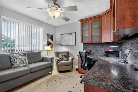Купить кондоминиум в Делрей-Бич, Флорида 2 спальни, 91.97м2, № 2040122 - фото 12