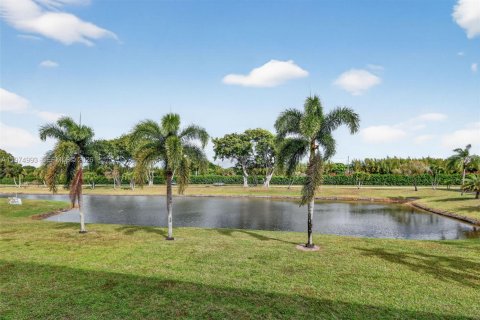 Купить кондоминиум в Делрей-Бич, Флорида 2 спальни, 91.97м2, № 2040122 - фото 24