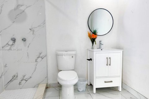 Купить коммерческую недвижимость в Майами, Флорида 150.78м2, № 2014367 - фото 3