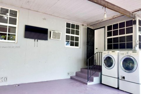 Купить коммерческую недвижимость в Майами, Флорида 150.78м2, № 2014367 - фото 11