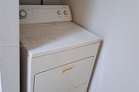 Снять в аренду кондоминиум в Помпано-Бич, Флорида 1 спальня, 76.18м2, № 1933686 - фото 12