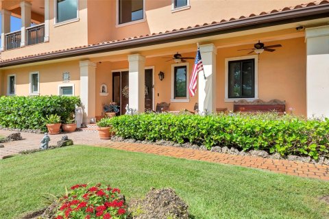 Casa en venta en Miami, Florida, 4 dormitorios, 347.08 m2 № 1863509 - foto 7
