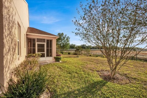 House in Lake Wales, Florida 3 bedrooms, 193.79 sq.m. № 1200202 - photo 28