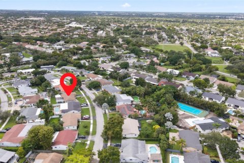 Villa ou maison à louer à Cutler Bay, Floride: 3 chambres, 150.87 m2 № 1949972 - photo 30