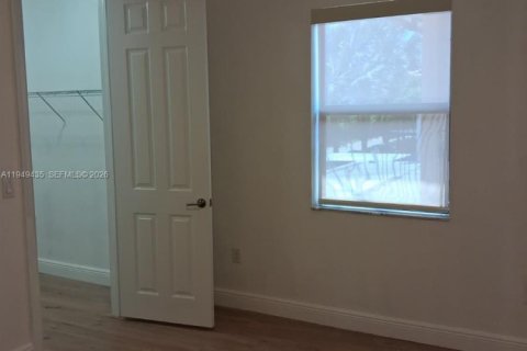 Villa ou maison à louer à Doral, Floride: 4 chambres, 290.6 m2 № 2052791 - photo 21