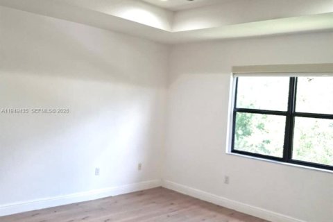 Villa ou maison à louer à Doral, Floride: 4 chambres, 290.6 m2 № 2052791 - photo 26