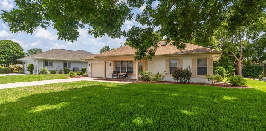 House in Summerfield, Florida 2 bedrooms, 123.37 sq.m. № 1777084