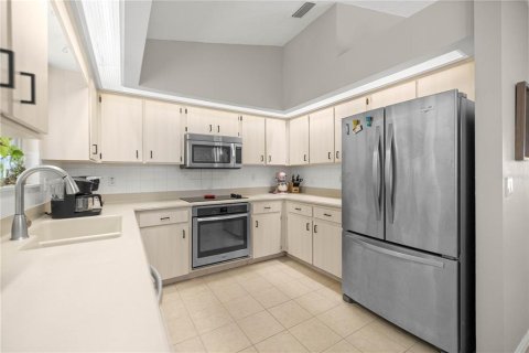 House in Summerfield, Florida 2 bedrooms, 123.37 sq.m. № 1777084 - photo 7
