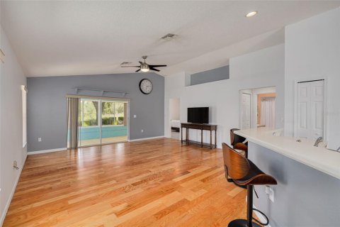 Casa en venta en Spring Hill, Florida, 2 dormitorios, 130.43 m2 № 1774855 - foto 5