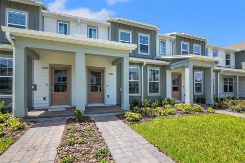 Townhouse in Orlando, Florida 3 bedrooms, 156.35 sq.m. № 2149949 - photo 3