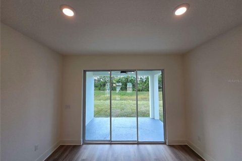 House in Spring Hill, Florida 3 bedrooms, 137.31 sq.m. № 2226848 - photo 6