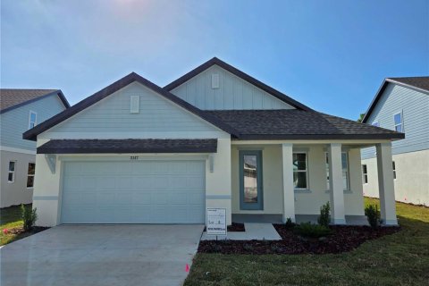 House in Spring Hill, Florida 3 bedrooms, 137.31 sq.m. № 2226848
