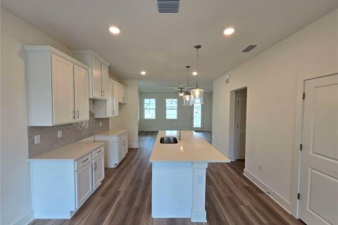 House in Spring Hill, Florida 3 bedrooms, 137.31 sq.m. № 2226848 - photo 5