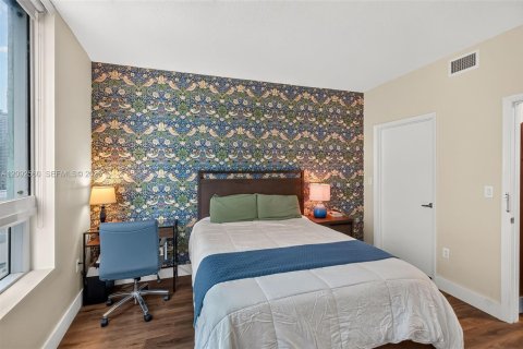 Condominio en venta en Miami, Florida, 1 dormitorio, 61.59 m2 № 2376934 - foto 10