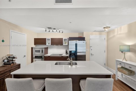 Condominio en venta en Miami, Florida, 1 dormitorio, 61.59 m2 № 2376934 - foto 7