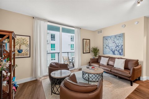 Condominio en venta en Miami, Florida, 1 dormitorio, 61.59 m2 № 2376934 - foto 6