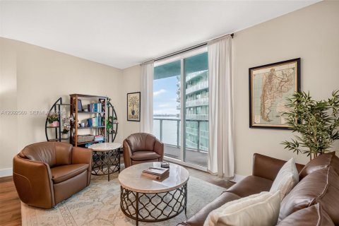 Condominio en venta en Miami, Florida, 1 dormitorio, 61.59 m2 № 2376934 - foto 4