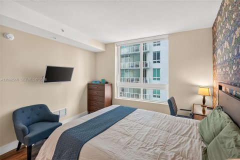 Condominio en venta en Miami, Florida, 1 dormitorio, 61.59 m2 № 2376934 - foto 11