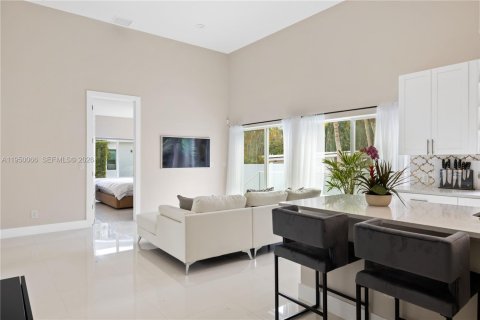 House in Ocean Ridge, Florida 3 bedrooms, 124.67 sq.m. № 2158287 - photo 20
