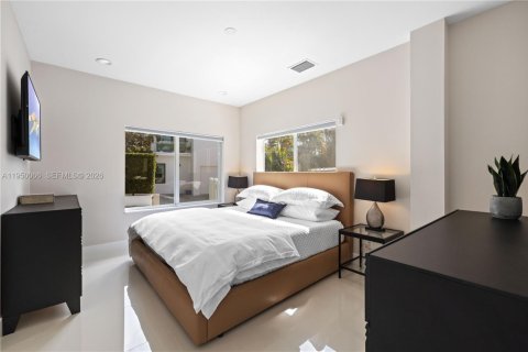 House in Ocean Ridge, Florida 3 bedrooms, 124.67 sq.m. № 2158287 - photo 11