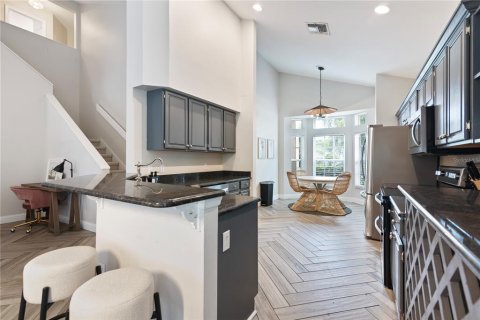 Villa ou maison à vendre à Tampa, Floride: 4 chambres, 202.25 m2 № 1825114 - photo 4