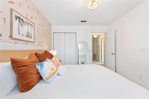 Villa ou maison à vendre à Tampa, Floride: 4 chambres, 202.25 m2 № 1825114 - photo 27