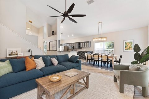 Villa ou maison à vendre à Tampa, Floride: 4 chambres, 202.25 m2 № 1825114 - photo 3