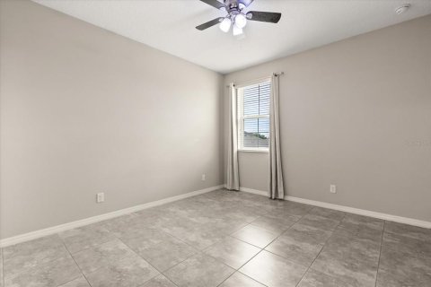 Casa en venta en Apopka, Florida, 5 dormitorios, 250 m2 № 1810602 - foto 13