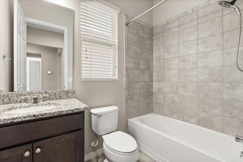 Casa en venta en Apopka, Florida, 5 dormitorios, 250 m2 № 1810602 - foto 16