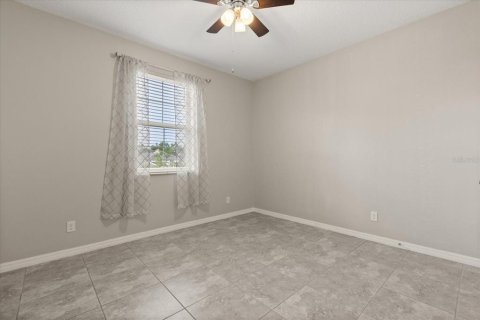 Casa en venta en Apopka, Florida, 5 dormitorios, 250 m2 № 1810602 - foto 12