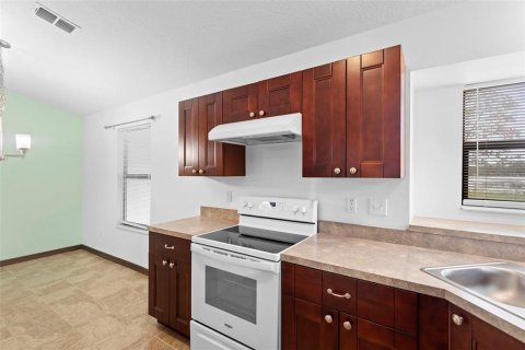 Villa ou maison à vendre à Deltona, Floride: 3 chambres, 108.51 m2 № 1775489 - photo 12