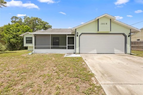 House in Deltona, Florida 3 bedrooms, 108.51 sq.m. № 1775489 - photo 1