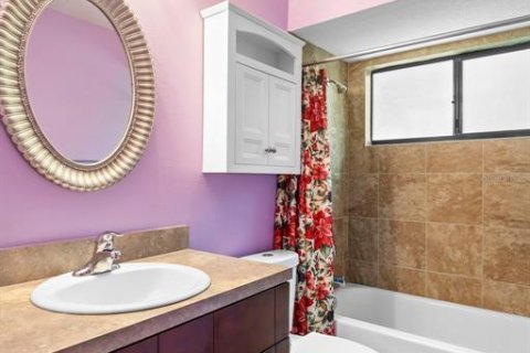 Villa ou maison à vendre à Deltona, Floride: 3 chambres, 108.51 m2 № 1775489 - photo 29