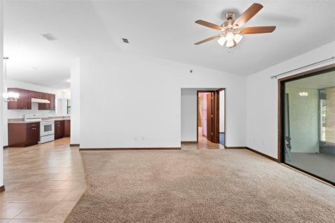 Villa ou maison à vendre à Deltona, Floride: 3 chambres, 108.51 m2 № 1775489 - photo 21
