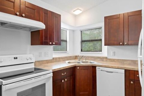Villa ou maison à vendre à Deltona, Floride: 3 chambres, 108.51 m2 № 1775489 - photo 11