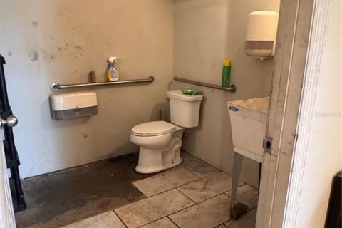 Снять в аренду коммерческую недвижимость в Лейкленд, Флорида 929.02м2, № 2104234 - фото 7