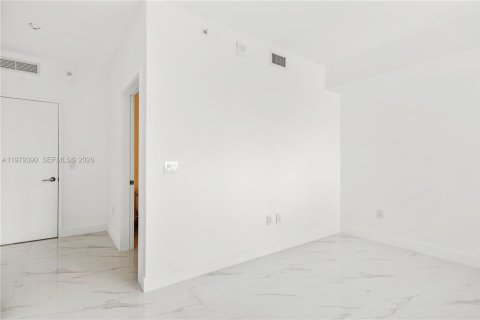 Купить кондоминиум в Майами, Флорида 2 спальни, 145.95м2, № 2046338 - фото 9