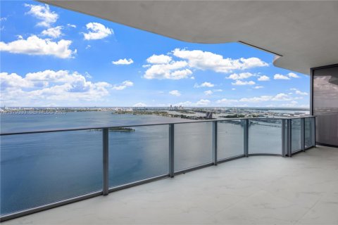 Купить кондоминиум в Майами, Флорида 2 спальни, 145.95м2, № 2046338 - фото 28