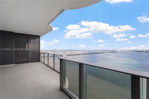 Купить кондоминиум в Майами, Флорида 2 спальни, 145.95м2, № 2046338 - фото 24