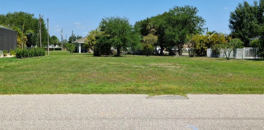 Land in Punta Gorda, Florida № 2231346