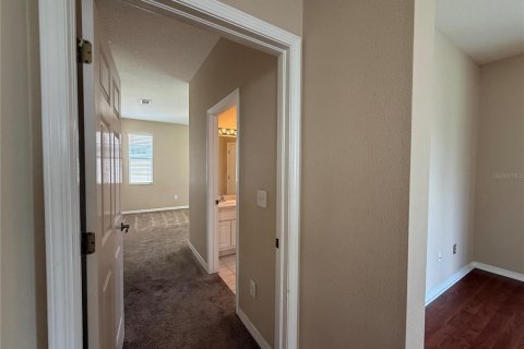 House in Fish Hawk, Florida 4 bedrooms, 177.26 sq.m. № 2272817 - photo 16