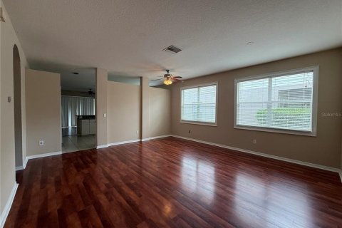 House in Fish Hawk, Florida 4 bedrooms, 177.26 sq.m. № 2272817 - photo 6