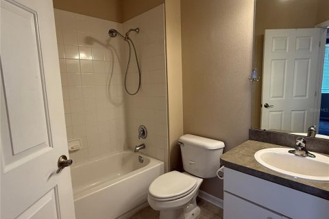 House in Fish Hawk, Florida 4 bedrooms, 177.26 sq.m. № 2272817 - photo 25